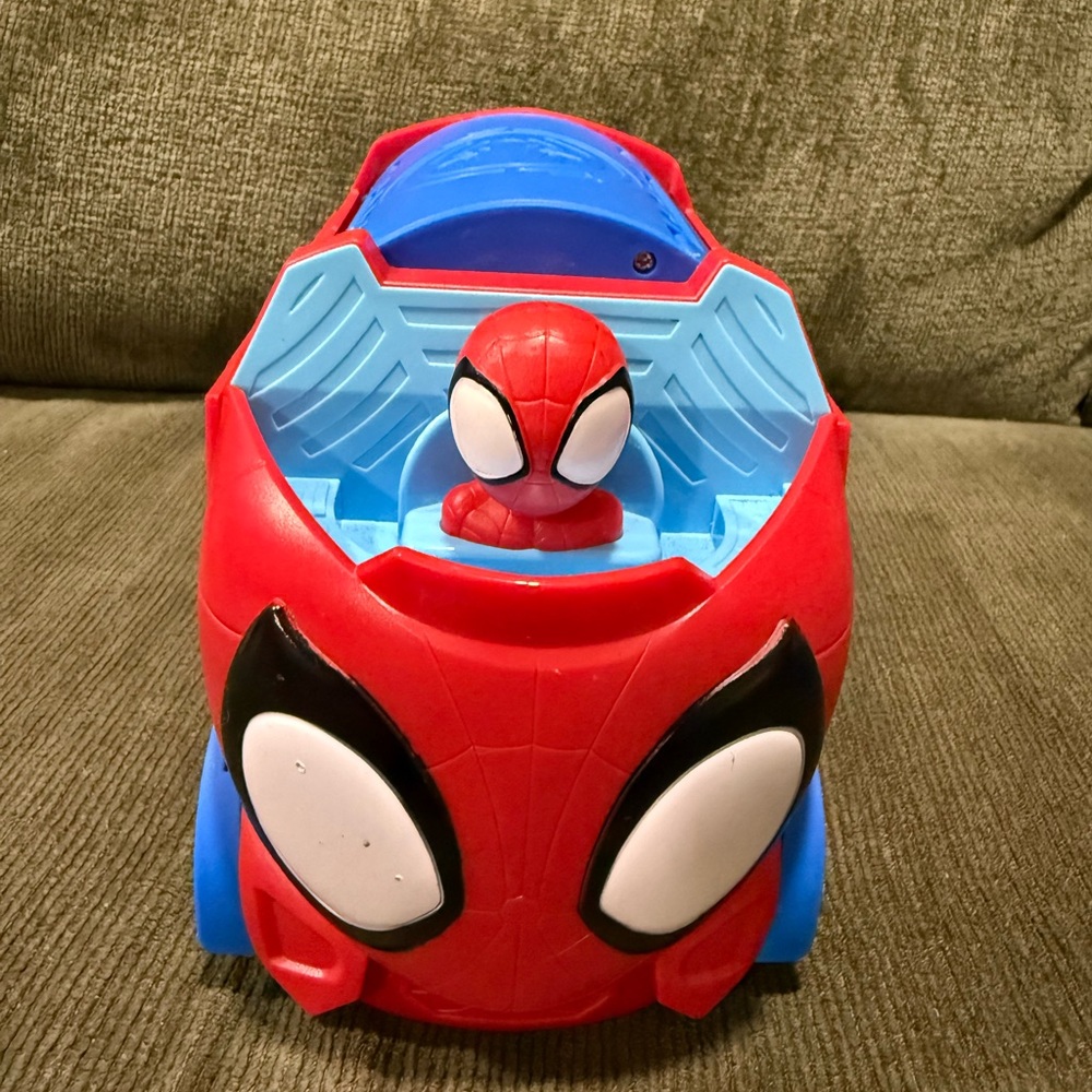 Spidey and His Amazing Friends, Web Spinning Hauler Vehicle